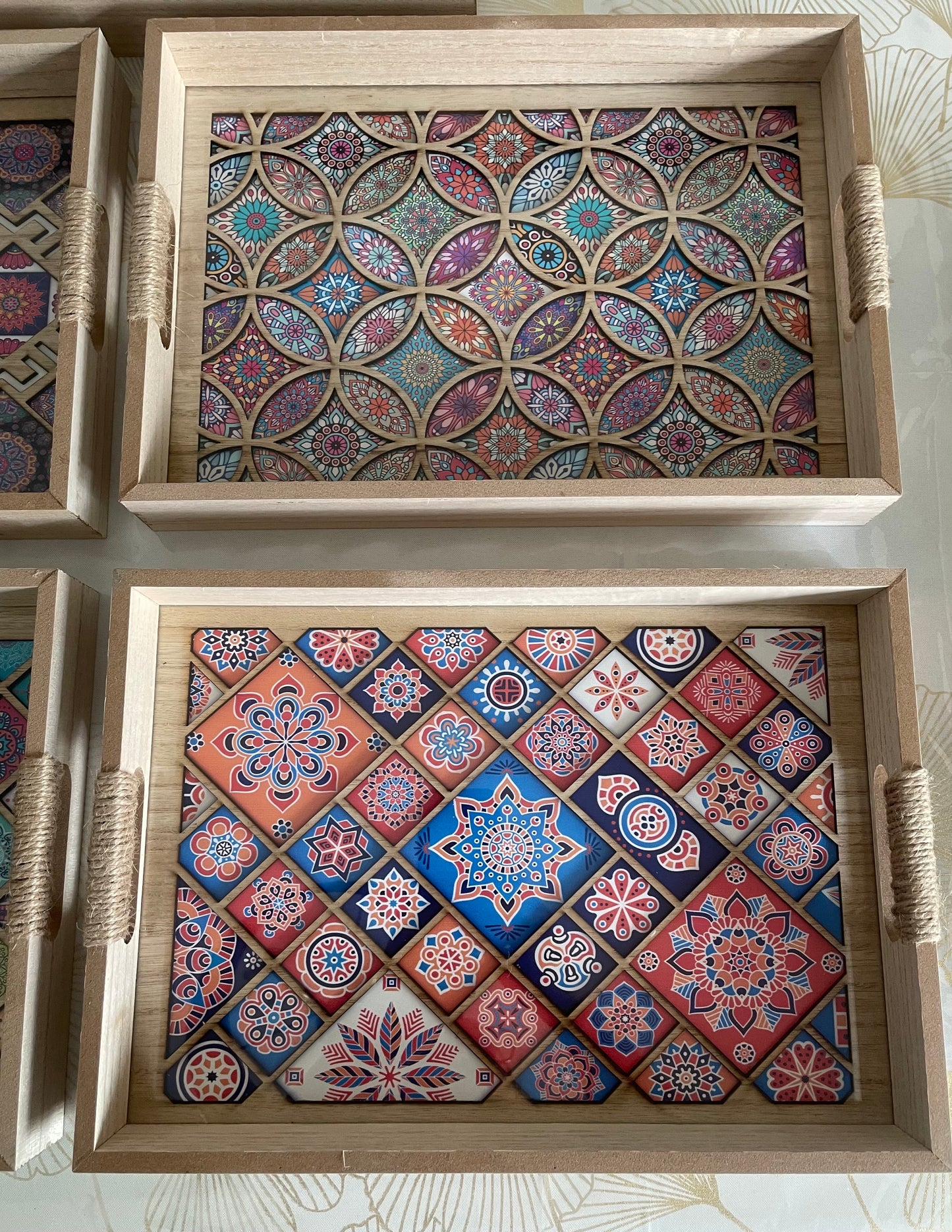 Plateau Oriental en Bois avec Motifs Zellige – Petit Format