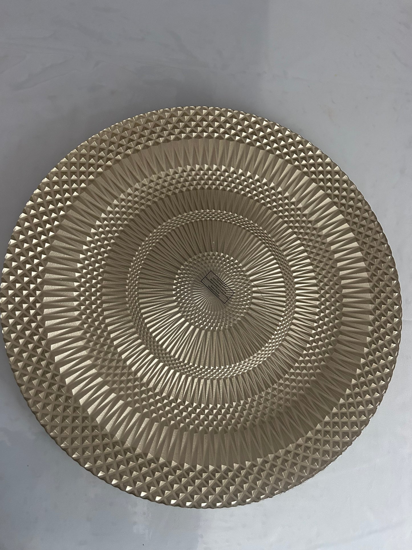 Grande assiette décorative dorée 45 cm – oriental chic