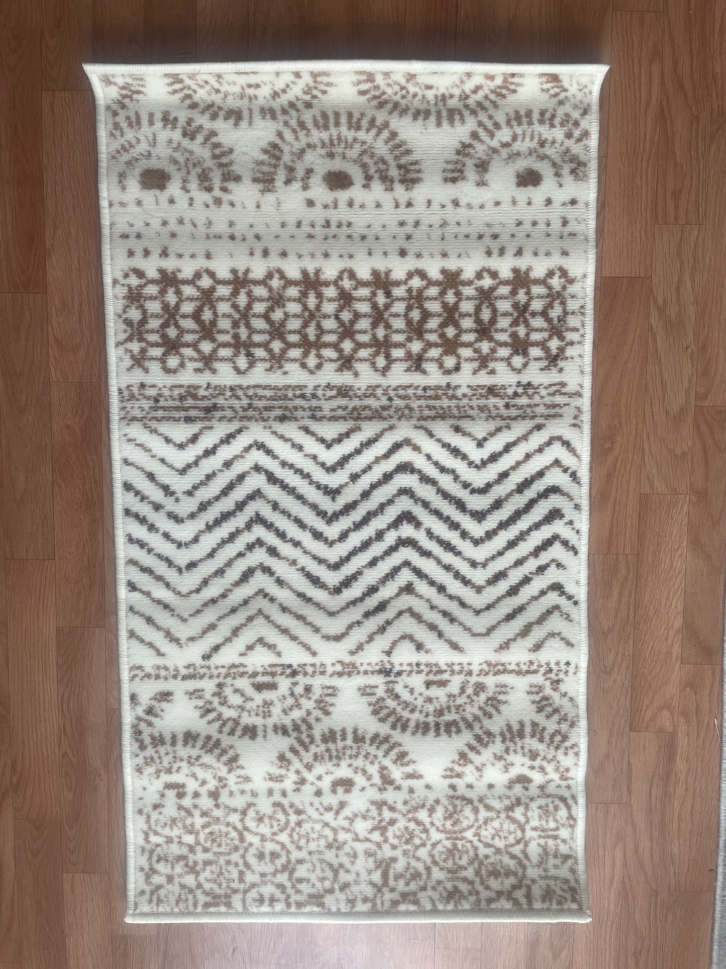 Tapis beige et marron – 60x110 cm – Motifs géométriques tribaux