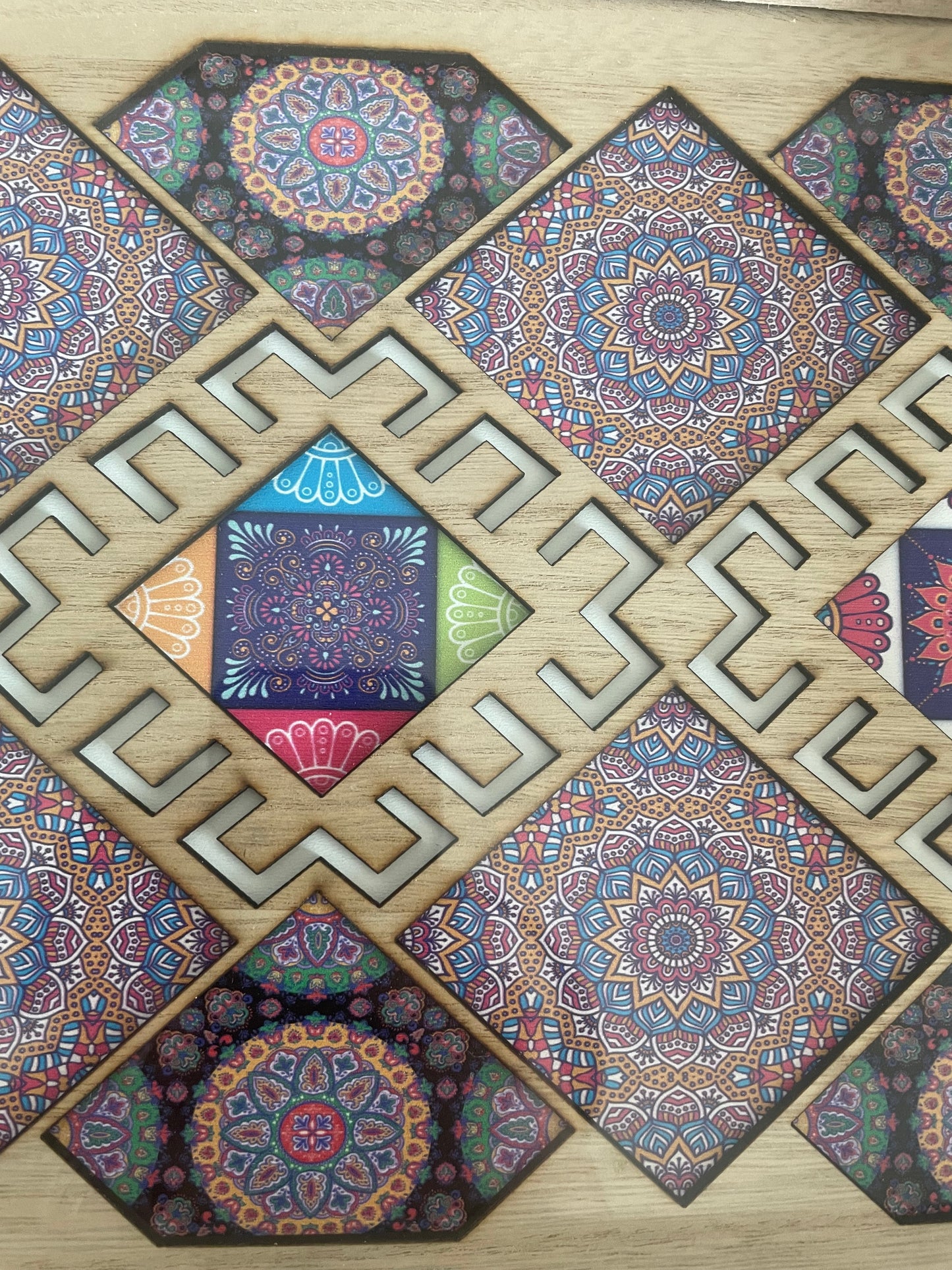 Plateau Oriental en Bois avec Motifs Zellige – Petit Format