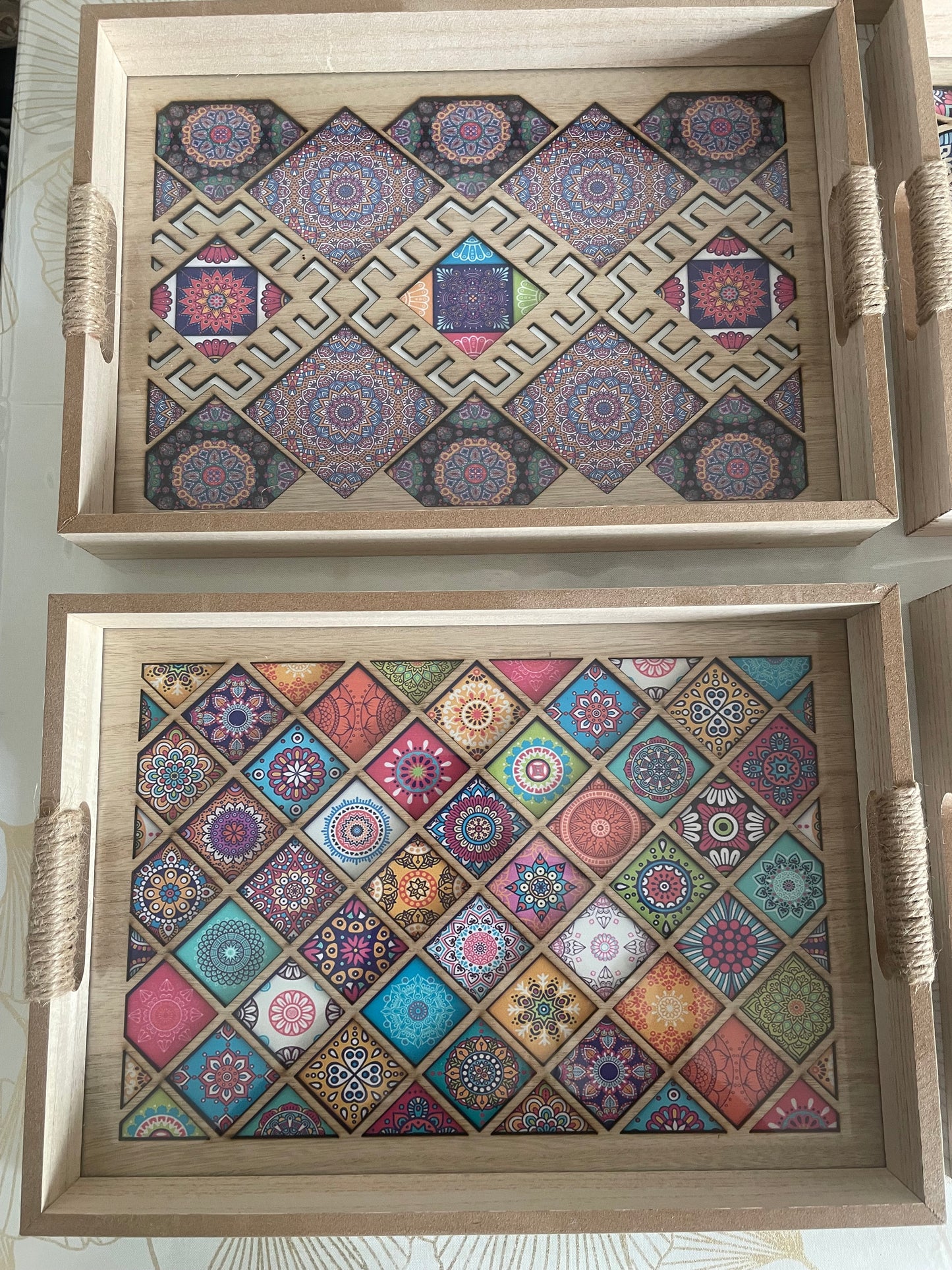 Plateau Oriental en Bois avec Motifs Zellige – Petit Format