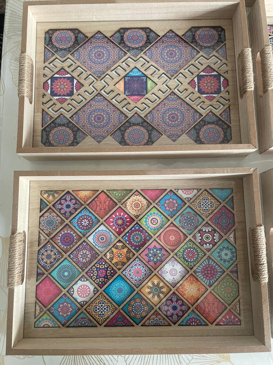 Plateau Oriental en Bois avec Motifs Zellige – Petit Format