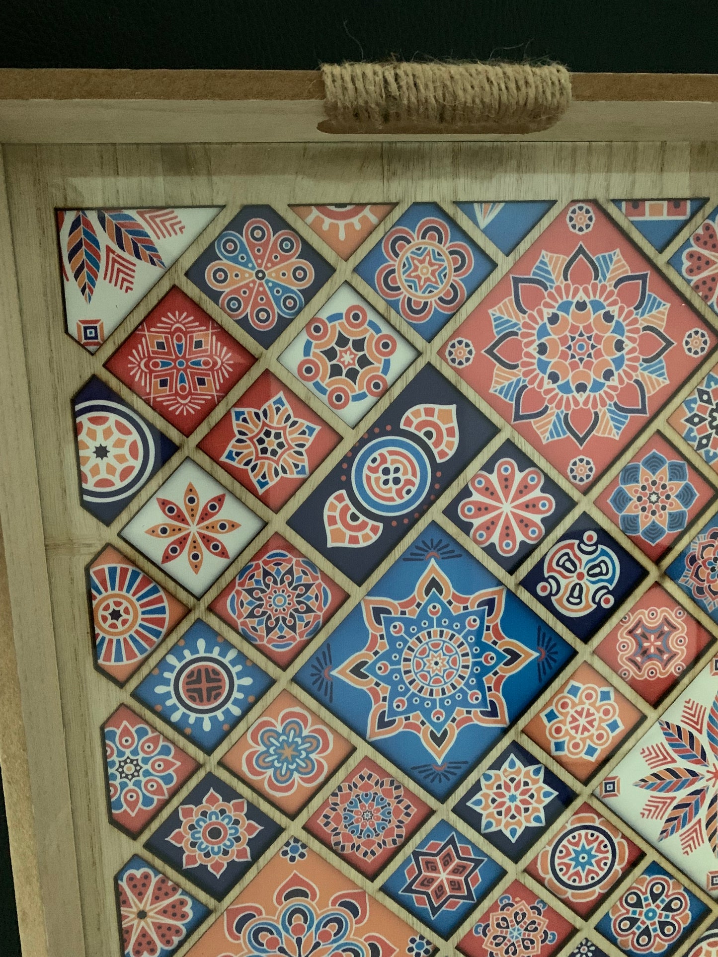 Plateau décoratif en bois (40x30cm) – fond motif zellige marocain