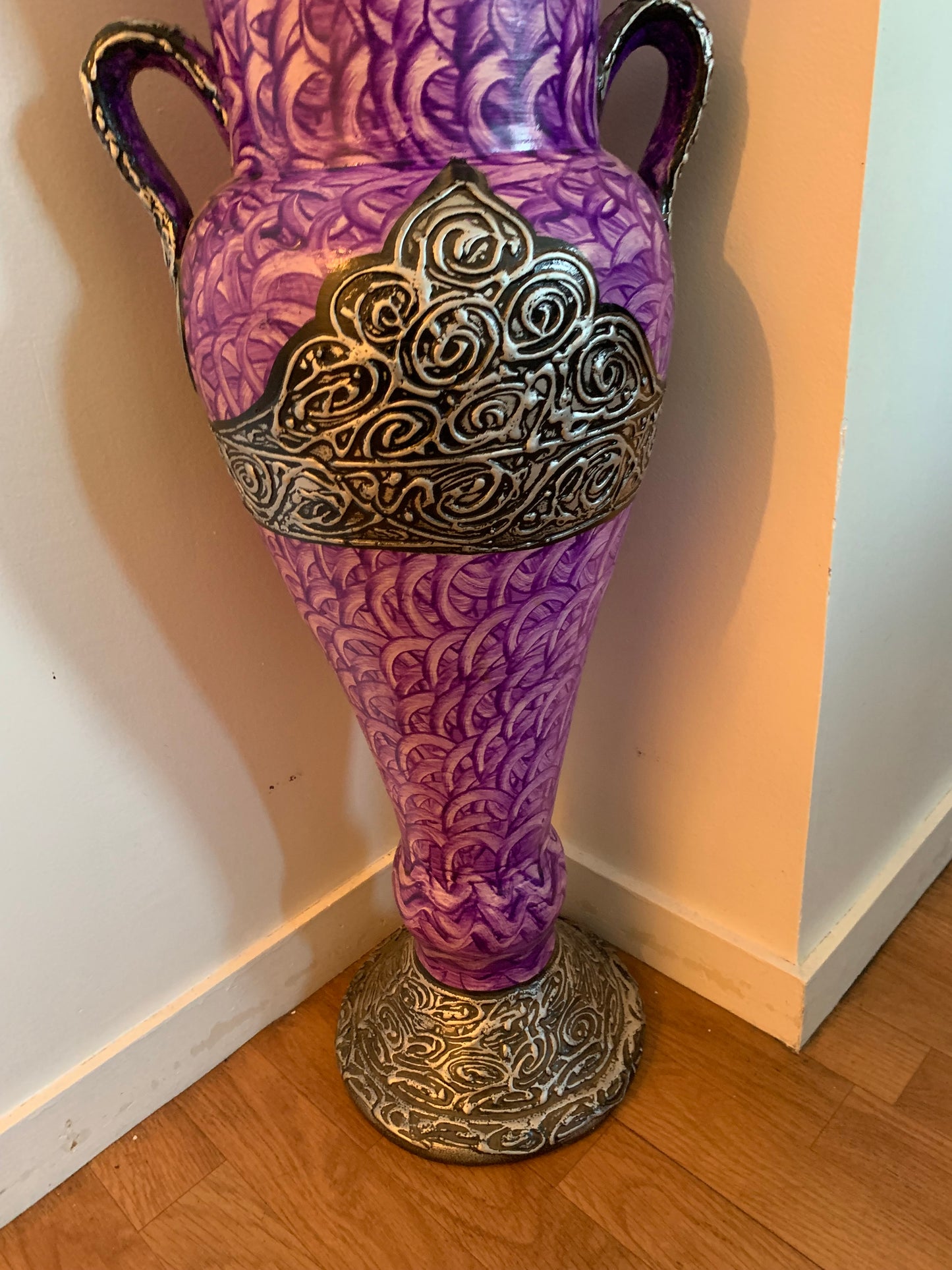 Grand vase oriental artisanal violet et argent – Décoration marocaine chic