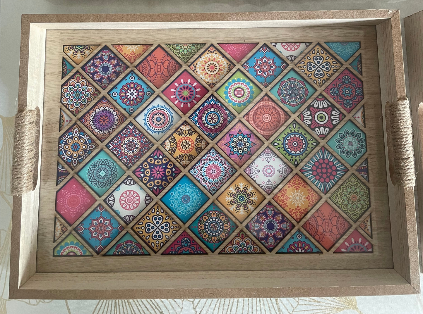 Plateau Oriental en Bois avec Motifs Zellige sous verre – Petit Format